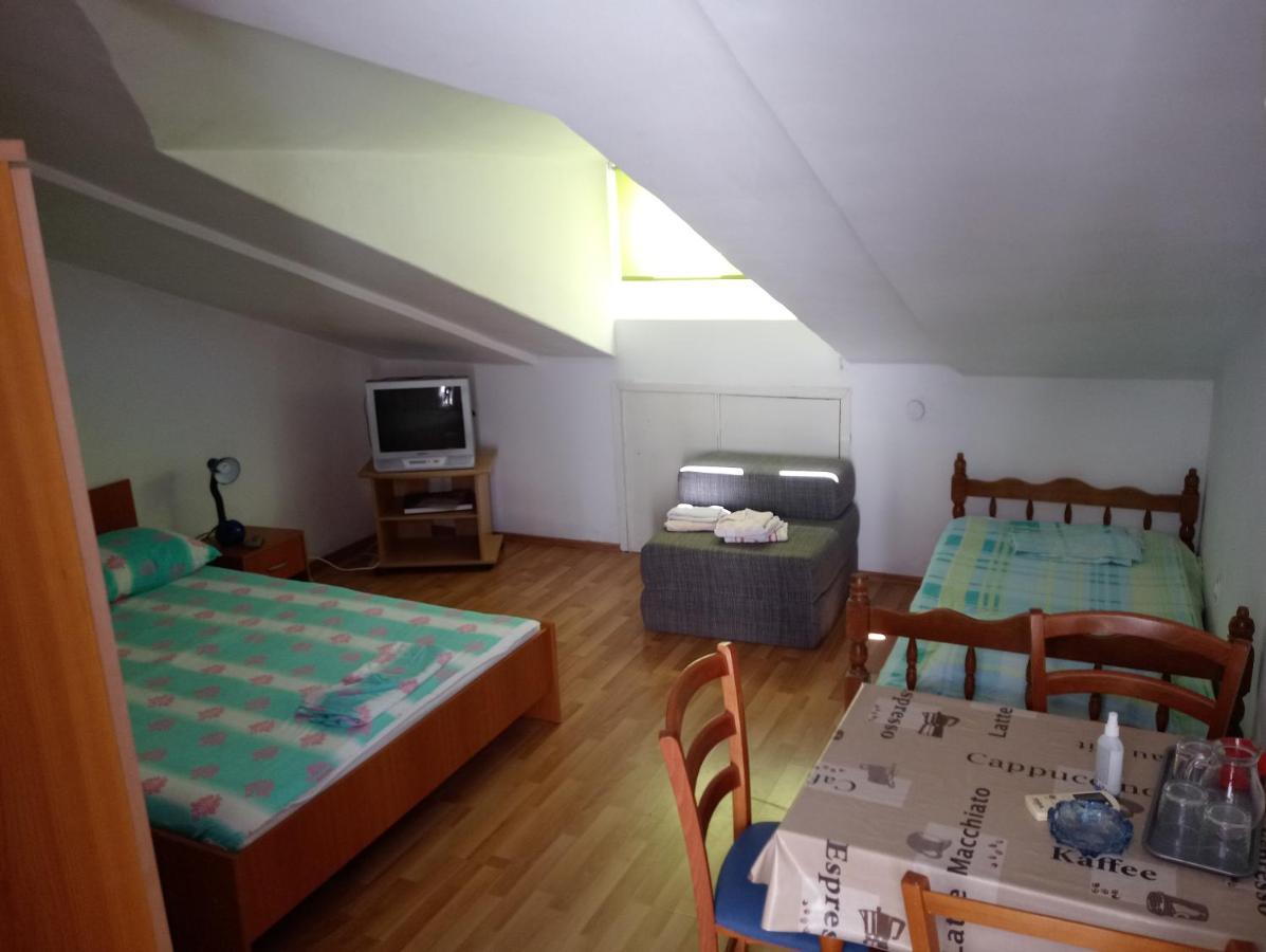 Apartman St3 Hotel Split Buitenkant foto